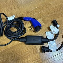 美品★プリウスphv★トヨタ純正充電ケーブル★200V・100V...
