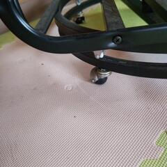 洋服掛けの画像