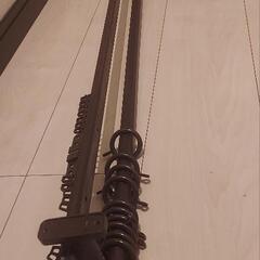 カーテンレール　伸縮機能付きの画像