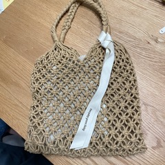inisfree紐バッグの画像
