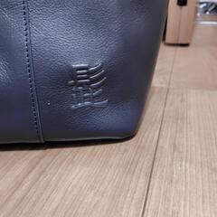 【新品】本革　トートバッグ　ハンドバッグ　鞄の画像