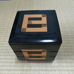 綺麗な漆器の重箱