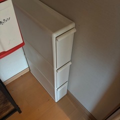 隙間タンス☆収納☆ストッカー☆棚☆