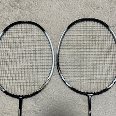 【値下げ】バドミントンラケット2本　①ナノスピード66 ②マッスルパワー2の画像