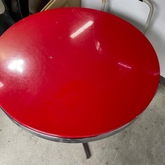 ①　テーブル　丸テーブル　アメリカン　傷ありの画像