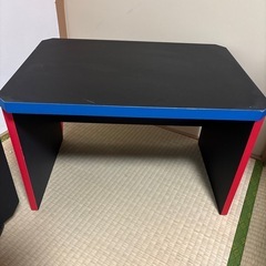 トミカ 子供用机と収納ボックスキャスター付き　の画像