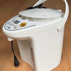 USED品　マイコン電気ポット 2.2L　安価でお譲りします