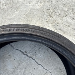 ハートマン・ノーデンホルツの255/30R22 チューブレスタイヤ 2本セットです。 の画像