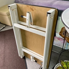 再値下げしました。　　トリミングテーブルの画像