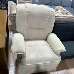 1人用ソファ　リクライニング　脚付　インテリア家具　