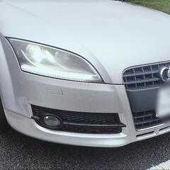 アウディ　TT8j  