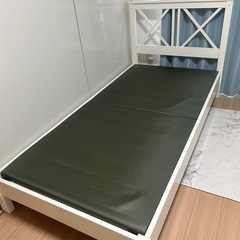 シングルベッドフレーム