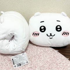 ちいかわ　お昼寝クッションの画像