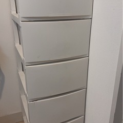 5段ボックス　一部破損あり