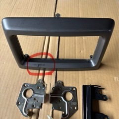 ダイハツ　ムーヴコンテ　L575 オーディオ　パネル　ブラケットの画像