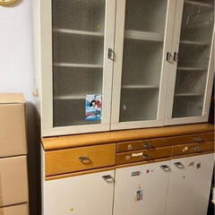 食器棚