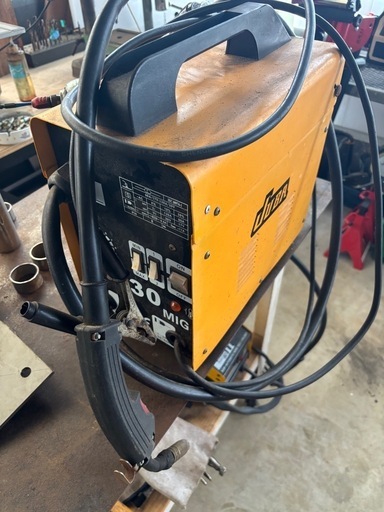 ノンガス半自動溶接機