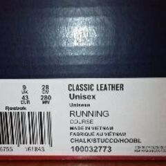 【新品未使用】リーボック スニーカーブーツ CLASSIC LEATHERの画像