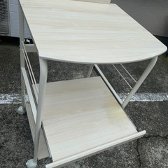 電子レンジ等のラックの画像