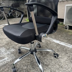 オフィス椅子