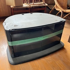 キャスター付きテレビ台