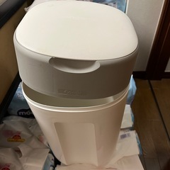 コンビ　オムツゴミ箱