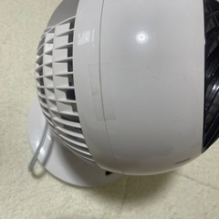 アイリスオオヤマ　強力コンパクトサーキュレーター　PCF-SC15T-W 2023年製　の画像