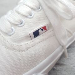 未使用品 ユニセックス MLB New York Yankees/ニューヨーク・ヤンキース ホワイトスニーカー メジャーリーグ 23.5㎝の画像