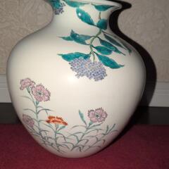 有田焼　岩尾對山窯　花瓶　万葉草花
