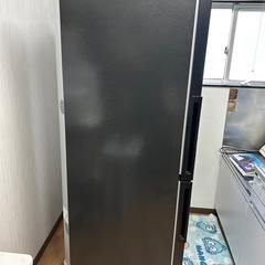 引き取り限定　SHARP  ノンフロン冷凍冷蔵庫   SJ-AK31G-B   2021年製の画像