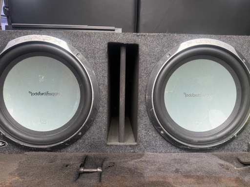 ?ロックフォードPUNCH大きめウーハー&2000wアンプ?