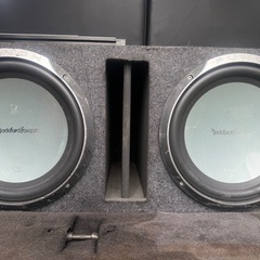 🉐ロックフォードPUNCH大きめウーハー&2000wアンプ🉐