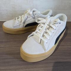 PUMA　プーマ 厚底 スマッシュ プラットフォーム V3　