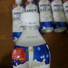 食品　お菓子　飲料　ご飯　の画像