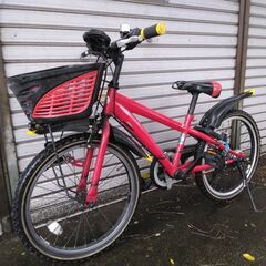 ２０インチの子供自転車です。　外装６段ギア付きです。　