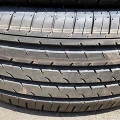 新車剥がし　YOKOHAMA 225/65R17 25年製　夏タイヤの画像
