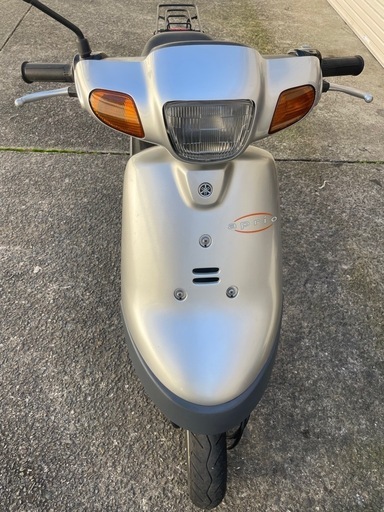 ほぼ新車に近い乗って帰れます　
ヤマハ　アプリオ 距離少ない綺麗な原付スクーターの出品です。 2スト ジョグ等