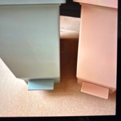 使用期間1ヶ月弱。キャスター付きダストBOXゴミ箱、の画像