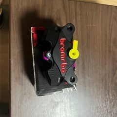 新カニ 84mm OEM 2POTレーシングキャリパー パッド&...