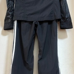 adidas セットアップの画像