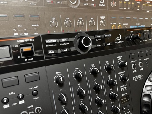 AlphaTheta製DJコントローラー　DDJ-GRV6
