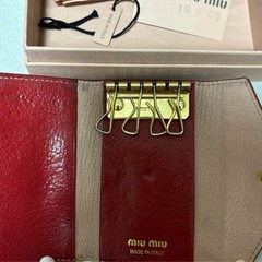 miumiu キーケース ラブレターの画像