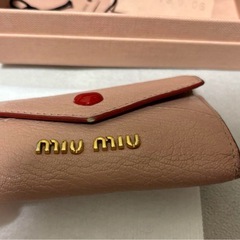 miumiu キーケース ラブレターの画像