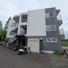 鉄骨造の3階建て！最上階のお部屋！平戸橋駅まで徒歩９分！敷金・礼...