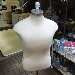 トルソー メンズ 高さ調節可能 マネキン キャスター付き 店舗 ディスプレイ ファッション 服飾 男性 札幌市東区 新道東店の画像