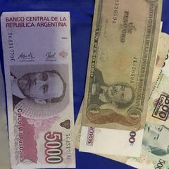 コロンビア通貨2020年ブラジル,アルゼンチン1990年代紙幣の画像