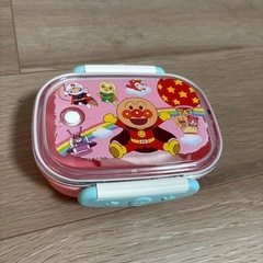お弁当箱　アンパンマン　　未使用品
