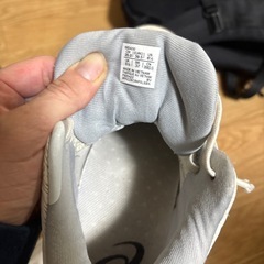 アシックス　バッシュの画像
