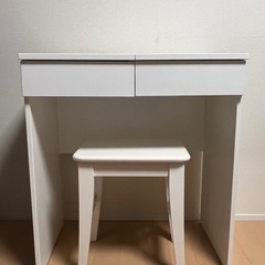 ドレッサー