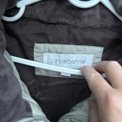 古着 リズクレイボーン Liz Claiborneダウンの画像